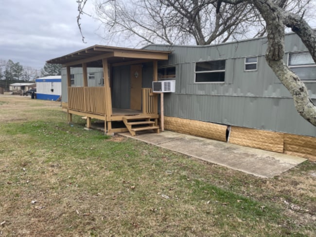 property at 18414 AL-99