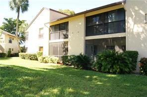 3719 Cocoplum Cir in Coconut Creek, FL - Building Photo