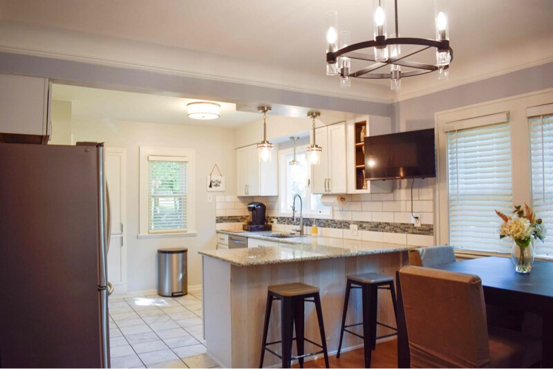 542 Fairfield Ave NW in Grand Rapids, MI - Building Photo