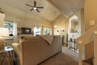 8140 Chancellor Dr in Colorado Springs, CO - Foto de edificio - Building Photo