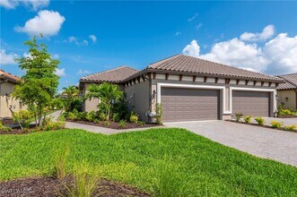 15517 Vittorio St in Naples, FL - Building Photo - Building Photo