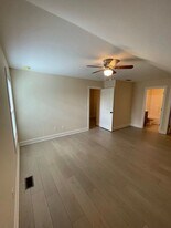 300 Mockingbird Ln in Lexington, KY - Building Photo