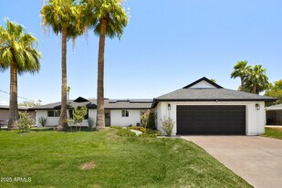 2331 N 53rd St in Phoenix, AZ - Building Photo