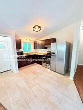 23215 Berkley St in Oak Park, MI - Foto de edificio - Building Photo