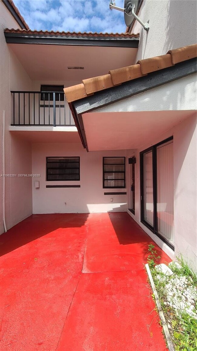 13458 SW 62nd St in Miami, FL - Building Photo - Building Photo