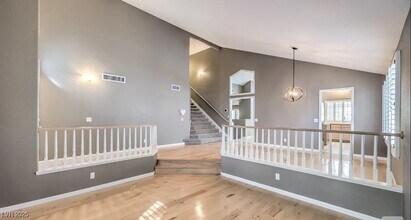 2113 N Cedar Hills St in Las Vegas, NV - Building Photo - Building Photo