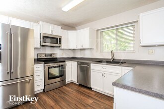 1088 Heritage Trce in Lebanon, OH - Foto de edificio - Building Photo