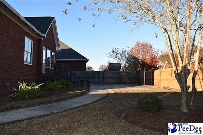488 Cove Pointe Dr in Florence, SC - Building Photo - Building Photo