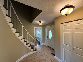 11 Harbeck Dr in Weaverville, NC - Building Photo - Building Photo