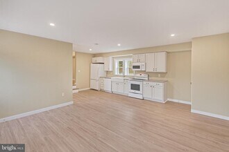 57 S Limekiln Pike in Chalfont, PA - Building Photo - Building Photo