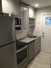 2216 Rozzelles Ferry Rd in Charlotte, NC - Building Photo - Building Photo