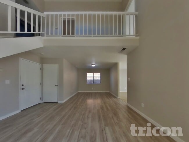 254 Voyager Dr in Vallejo, CA - Foto de edificio - Building Photo