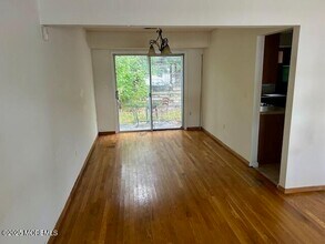 819 Constitution Dr in Brick, NJ - Building Photo - Building Photo