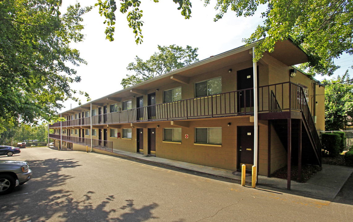 Urbana in Tallahassee, FL - Building Photo