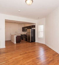 4046 N Milwaukee Ave in Chicago, IL - Building Photo - Building Photo