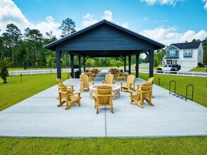 Meadow Lakes in Bloomingdale, GA - Building Photo - Building Photo
