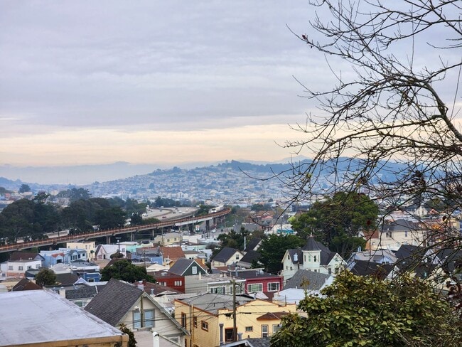 299 Rhine St in Daly City, CA - Building Photo - Building Photo