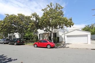 9749-9753 Gregory Way in Beverly Hills, CA - Building Photo - Building Photo