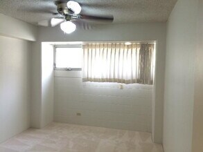 2464 Prince Edward St in Honolulu, HI - Building Photo - Building Photo