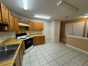 2218 S Ferrisburg Ct in Sugar Land, TX - Foto de edificio - Building Photo