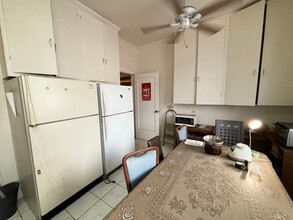 1520 Ke’eaumoku St-Unit -Room K5 in Honolulu, HI - Foto de edificio - Building Photo