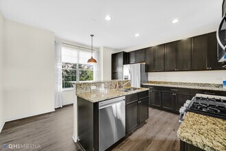 2159 Coral Ln in Glenview, IL - Foto de edificio - Building Photo