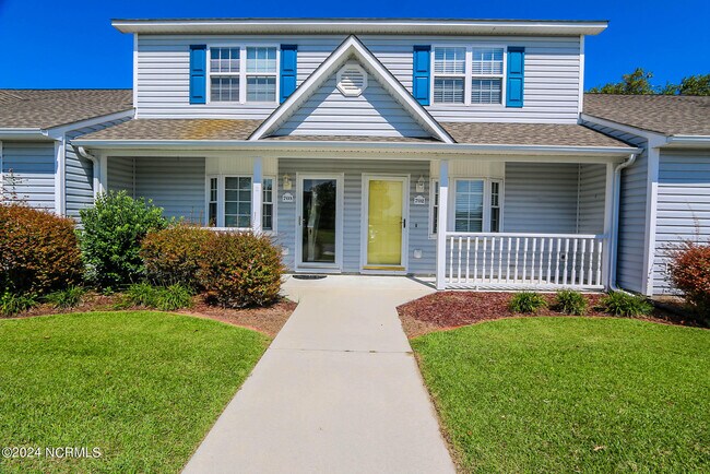 702 Courtyard E in Beaufort, NC - Building Photo - Building Photo