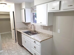 1007 Reseda Dr in Houston, TX - Building Photo - Building Photo