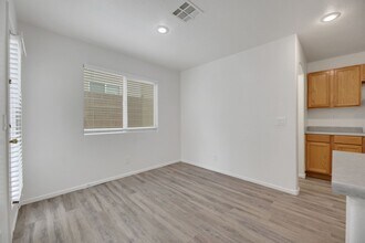 9249 Nerone Ave in Las Vegas, NV - Building Photo - Building Photo
