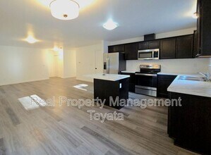6270 Fernridge Dr in Ferndale, WA - Foto de edificio - Building Photo