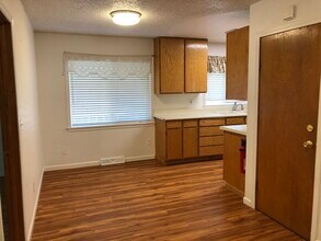 3551 Ewartsville Rd in Pullman, WA - Foto de edificio - Building Photo