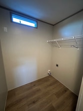 10301 SE 29th St in Midwest City, OK - Foto de edificio - Building Photo