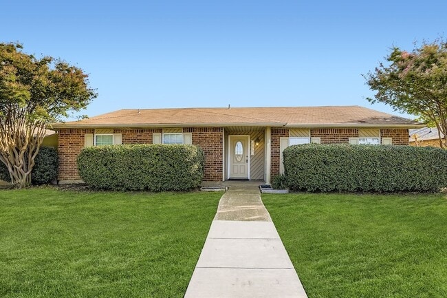 property at 4404 Augusta St
