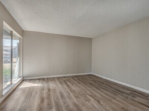 6409 Miles Ln in Oklahoma City, OK - Building Photo - Building Photo