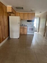 10301 US-27 in Clermont, FL - Foto de edificio - Building Photo
