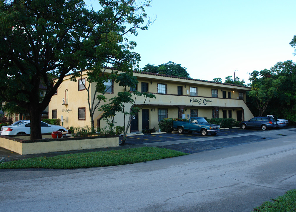 645 NE 10th Ave in Fort Lauderdale, FL - Building Photo