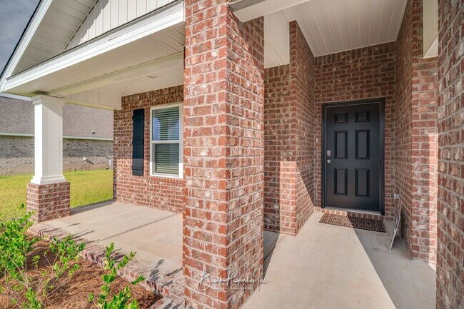 5571 Hebron Rd in Milton, FL - Building Photo - Building Photo