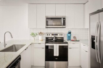 100 W Catalina Dr-Unit -ID1014678P in Phoenix, AZ - Building Photo - Building Photo