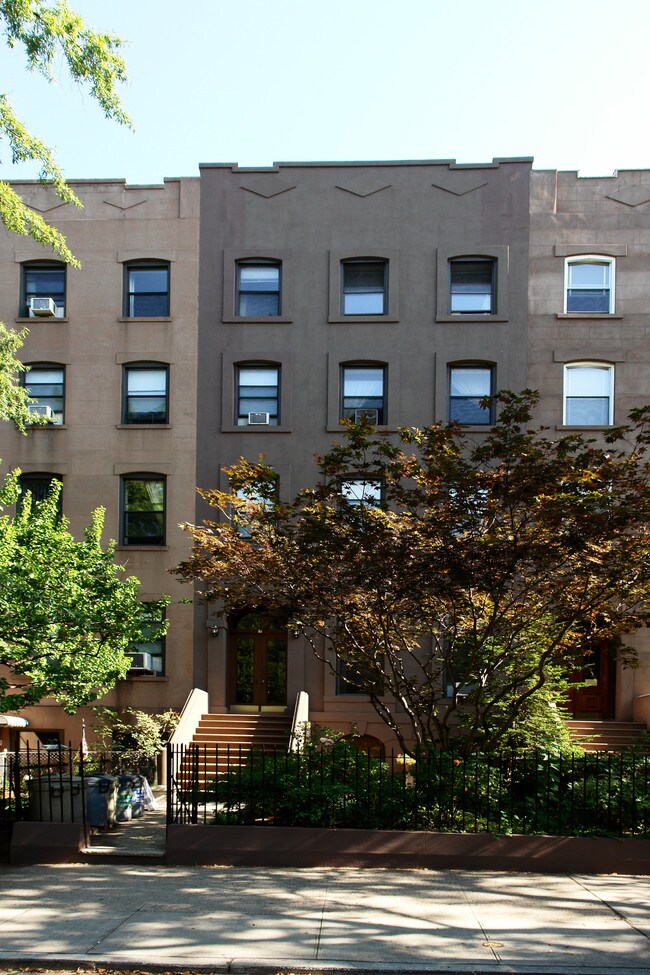 81 1st Pl in Brooklyn, NY - Building Photo - Building Photo
