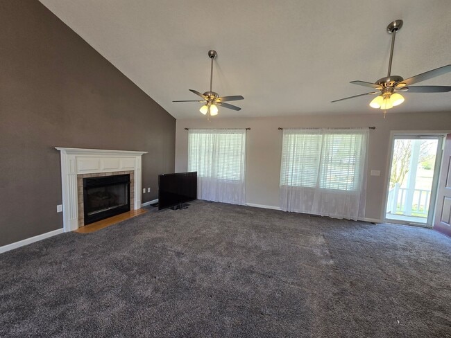 108 Charlene Dr in Elizabeth City, NC - Building Photo - Building Photo