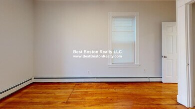 309 Hurley St, Unit 2 in Cambridge, MA - Foto de edificio - Building Photo
