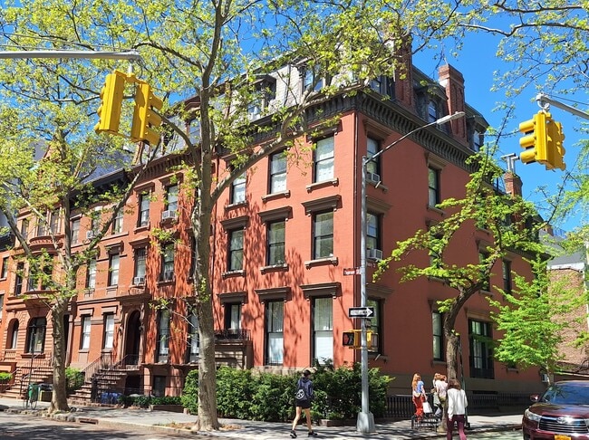 93 Remsen Street, Unit Apt 4R