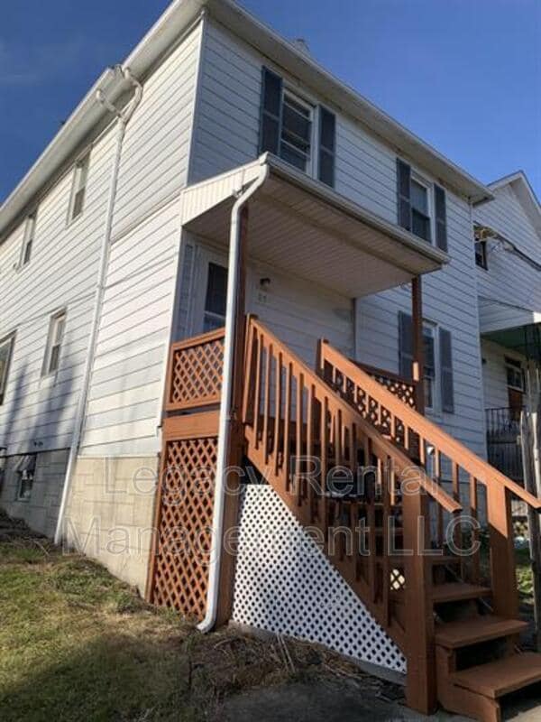 property at 85 Miller St
