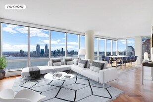 10 Little W St in New York, NY - Building Photo