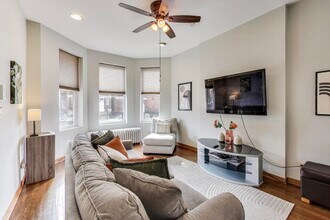 2720 W Polk St in Chicago, IL - Building Photo - Building Photo