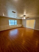 2017 Winthrop St in Irving, TX - Building Photo - Building Photo