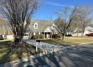 12115 Landing Green Dr in Charlotte, NC - Building Photo - Building Photo