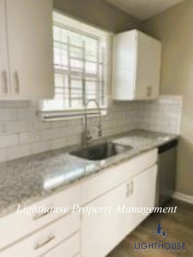 7615 Indian Lakes Dr in Jacksonville, FL - Building Photo - Building Photo