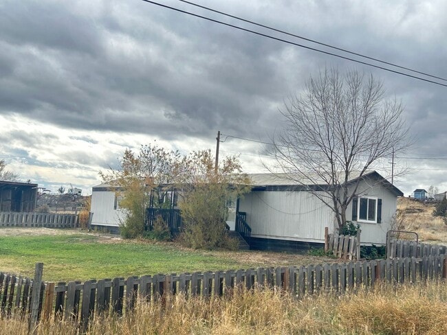 property at 307 NE Miller St