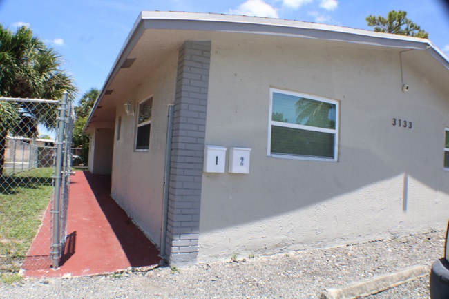 3133 SW 13th St in Fort Lauderdale, FL - Building Photo - Building Photo
